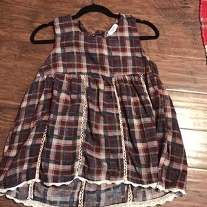 Plaid plum mix top runs small through the chest